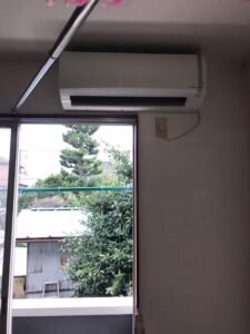 千葉の家庭用エアコンの取付け取り外しは弊社千葉・東京エアコン取付けセンターにお任せください。9月22日は取外しの施工実績です。
