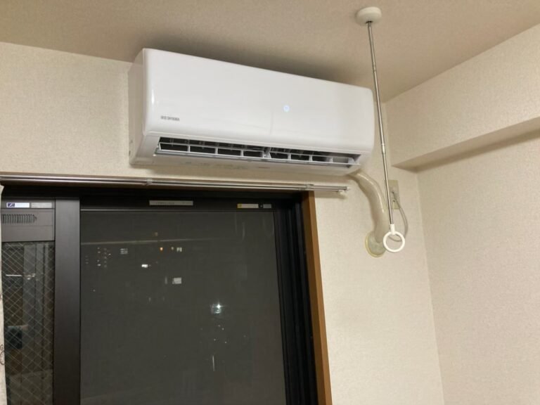 千葉の家庭用エアコンの取付け取り外しは弊社千葉・東京エアコン取付けセンターにお任せください。10月1日は取付けの施工実績です。