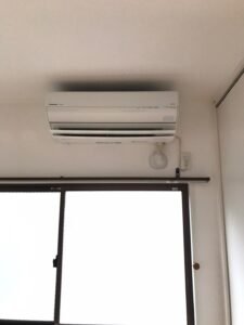 千葉の家庭用エアコンの取付け取り外しは弊社千葉・東京エアコン取付けセンターにお任せください。10月6日は取外しの施工実績です。
