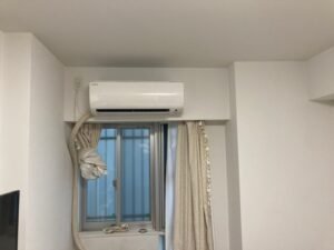 千葉の家庭用エアコンの取付け取り外しは弊社千葉・東京エアコン取付けセンターにお任せください。10月10日は取付けの施工実績です。
