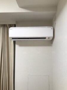 千葉の家庭用エアコンの取付け取り外しは弊社千葉・東京エアコン取付けセンターにお任せください。10月11日は取付けの施工実績です。
