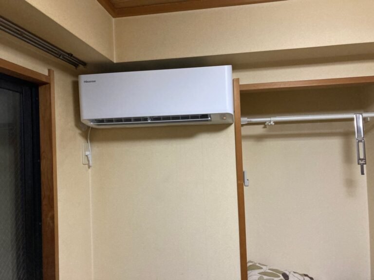 千葉の家庭用エアコンの取付け取り外しは弊社千葉・東京エアコン取付けセンターにお任せください。10月15日は取付／取外の施工実績です。