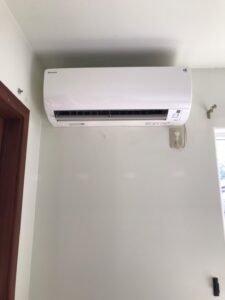 千葉の家庭用エアコンの取付け取り外しは弊社千葉・東京エアコン取付けセンターにお任せください。10月15日は取付／取外の施工実績です。