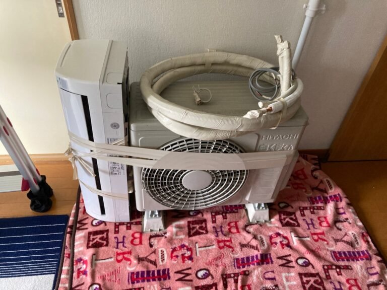 千葉の家庭用エアコンの取付け取り外しは弊社千葉・東京エアコン取付けセンターにお任せください。10月17日は取外しの施工実績です。