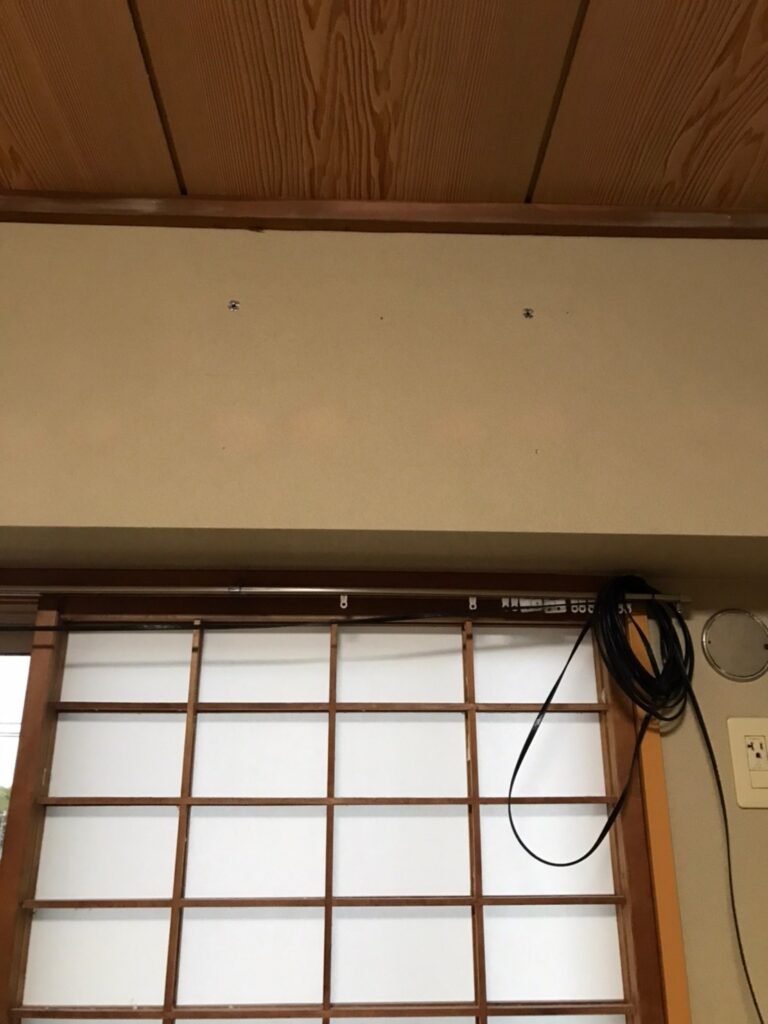 千葉の家庭用エアコンの取付け取り外しは 弊社千葉・東京エアコン取付けセンターにお任せください。 10月18日は取外しの施工実績です