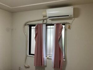 千葉の家庭用エアコンの取付け取り外しは弊社千葉・東京エアコン取付けセンターにお任せください。10月24日は取付けの施工実績です。