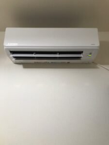 千葉の家庭用エアコンの取付け取り外しは弊社千葉・東京エアコン取付けセンターにお任せください。10月25日は取付けの施工実績です。