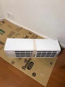 千葉の家庭用エアコンの取付け取り外しは弊社千葉・東京エアコン取付けセンターにお任せください。11月4日は取外しの施工実績です。