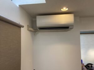 千葉の家庭用エアコンの取付け取り外しは弊社千葉・東京エアコン取付けセンターにお任せください。11月2日は取付／外しの施工実績です。