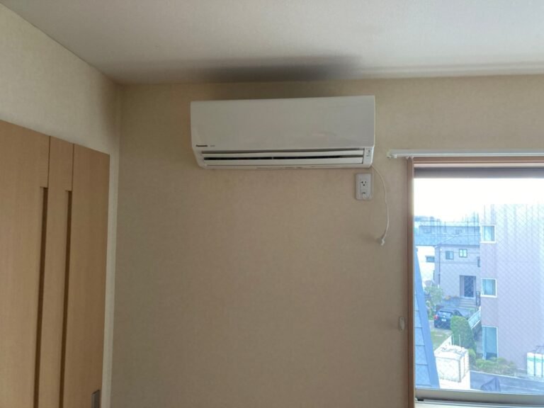 千葉の家庭用エアコンの取付け取り外しは弊社千葉・東京エアコン取付けセンターにお任せください。12月11日は取付けの施工実績です。