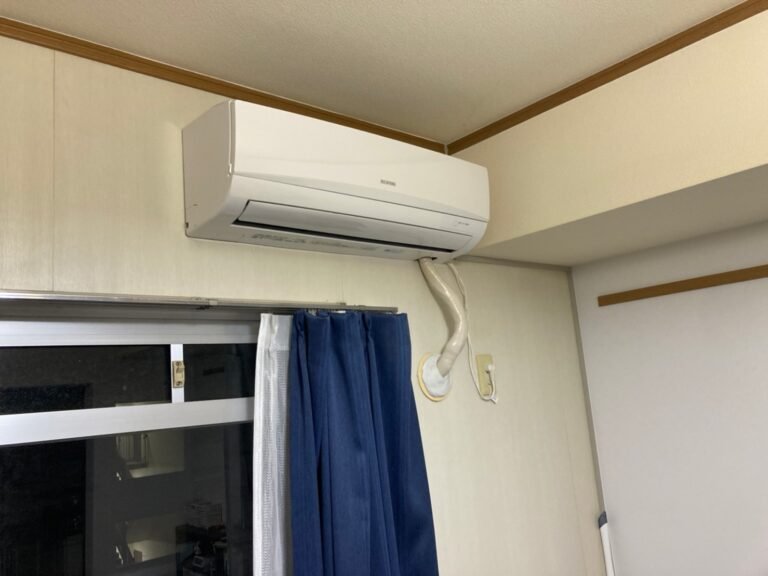 千葉の家庭用エアコンの取付け取り外しは弊社千葉・東京エアコン取付けセンターにお任せください。12月12日は取付けの施工実績です。