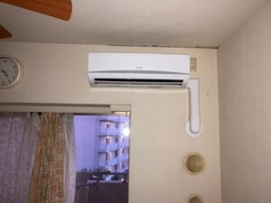 千葉の家庭用エアコンの取付け取り外しは弊社千葉・東京エアコン取付けセンターにお任せください。12月18日は取付けの施工実績です。