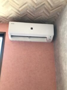 千葉の家庭用エアコンの取付け取り外しは弊社千葉・東京エアコン取付けセンターにお任せください。1月10日は取付けの施工実績です。