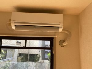 千葉の家庭用エアコンの取付け取り外しは弊社千葉・東京エアコン取付けセンターにお任せください。12月18日は取付けの施工実績です。