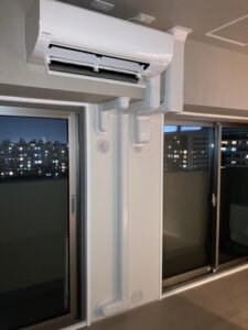 千葉の家庭用エアコンの取付け取り外しは弊社千葉・東京エアコン取付けセンターにお任せください。1月12日移設の施工実績です。