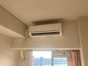 千葉の家庭用エアコンの取付け取り外しは弊社千葉・東京エアコン取付けセンターにお任せください。1月13日は取付けの施工実績です。