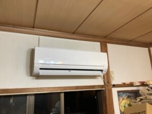 千葉の家庭用エアコンの取付け取り外しは弊社千葉・東京エアコン取付けセンターにお任せください。1月28日は取付けの施工実績です。
